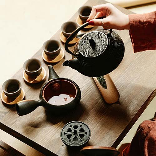 tea brewing